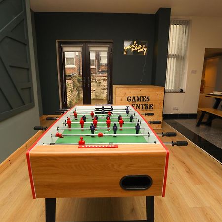 Anfield Luxe Retreat - Stylish Stay With Parking - Steps From Stadium - Short Drive To City Centre Ливърпул Екстериор снимка